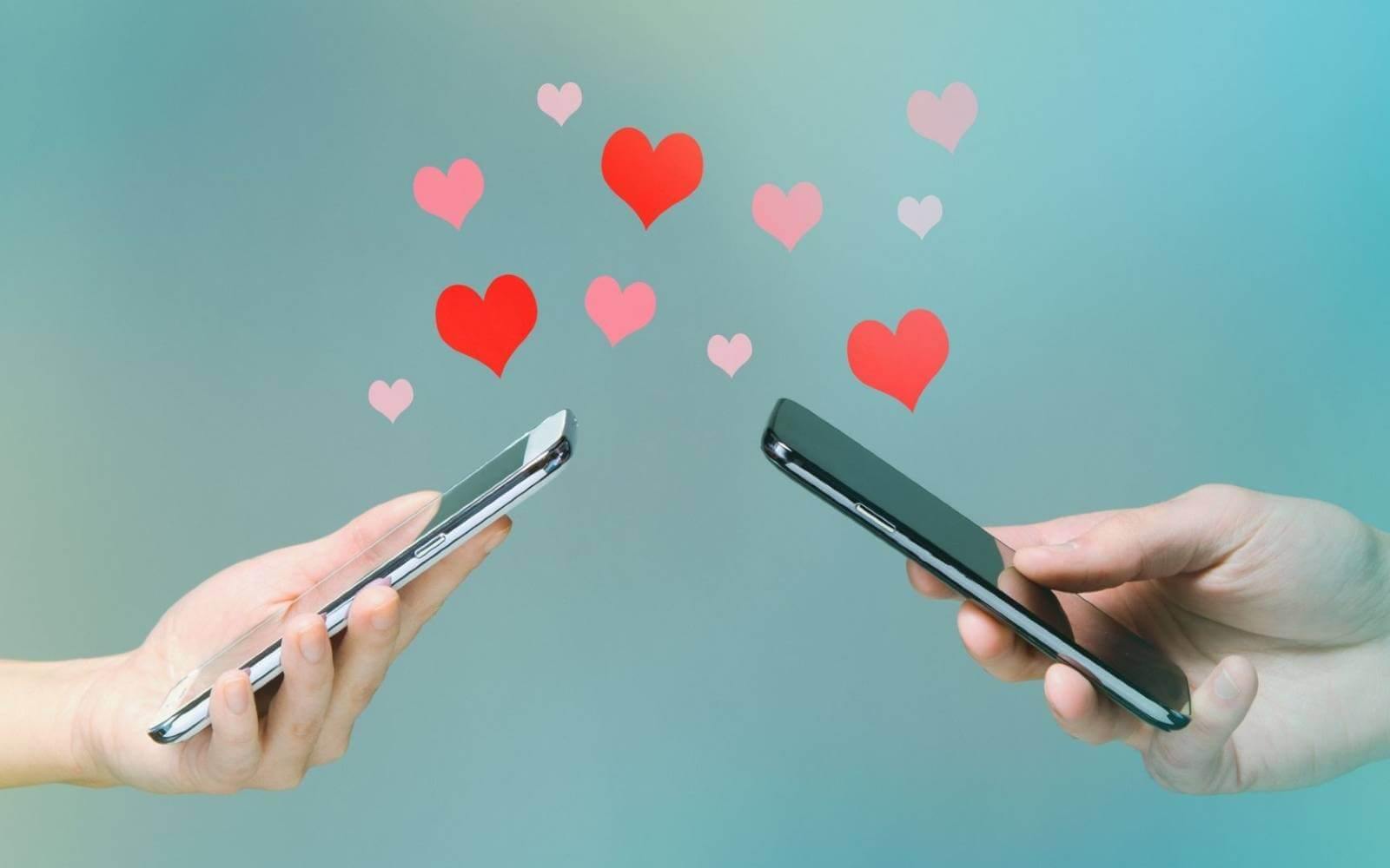 Cómo disfrutar y tener éxito en las citas en línea - Femmes.mx